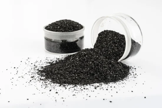 Charbon actif granulaire de coquille de noix de coco noire d'intensité de 90 % créé pour être utilisé dans le domaine de la purification de l'air